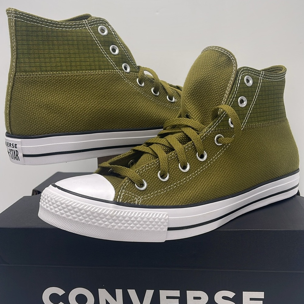 Converse Men’s Cls High-Tops A08553F
CTAS HI
FOREST BREVINTAGE CARGO 5
Sneakers - Picture 10 of 16